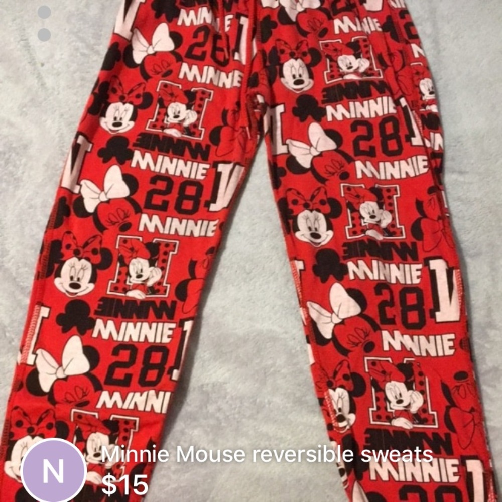 Minnie Mouse reversible sweats